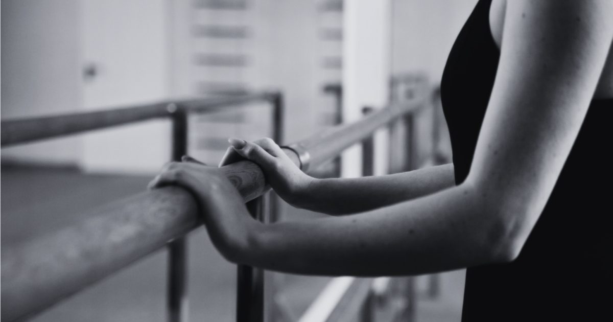 Barre: Online Classes and Teachers | Live Yoga Teachers
