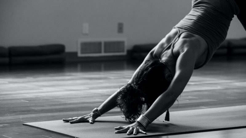 Vinyasa Yoga - Open Level - Ian Clark - 03-04-2024 08:00