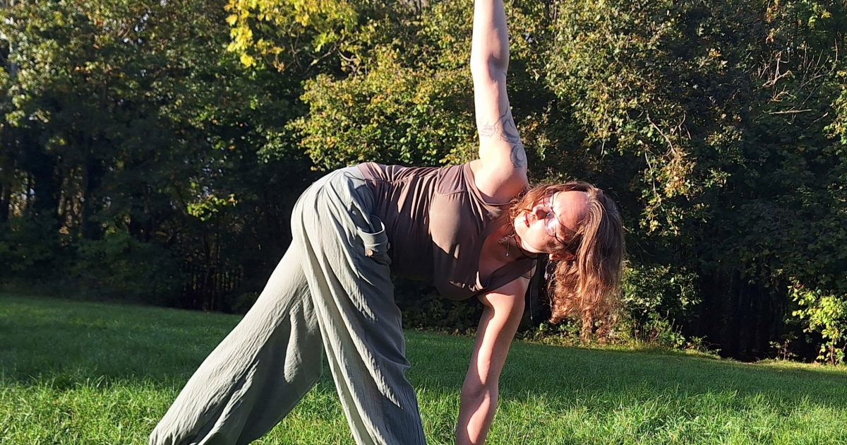 anita-jakobsone-book-now-live-yoga-teachers